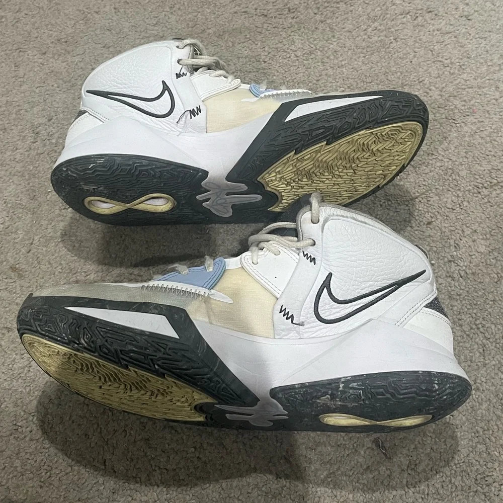 Nike Kyrie Infinity 